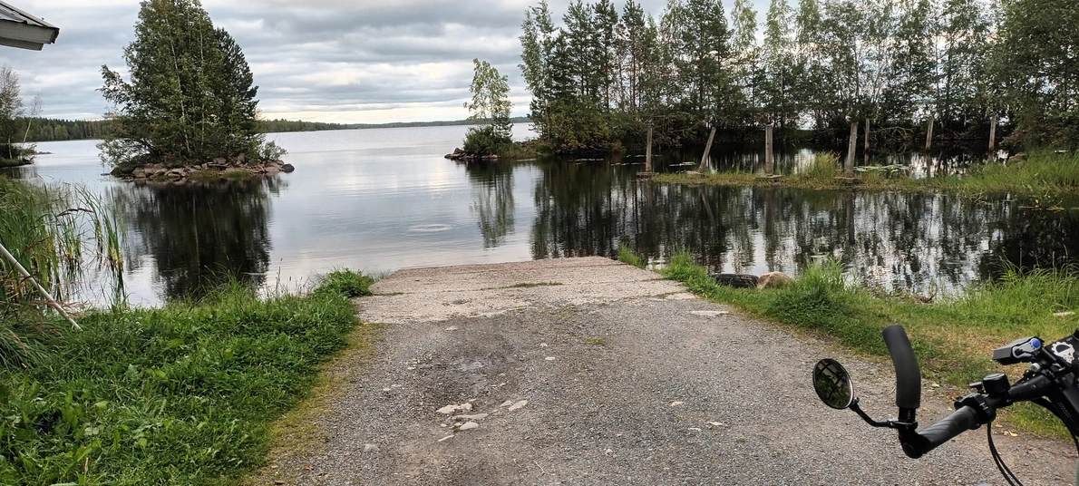 18.8.2025 Hirvijärven veneenlaskupaikka